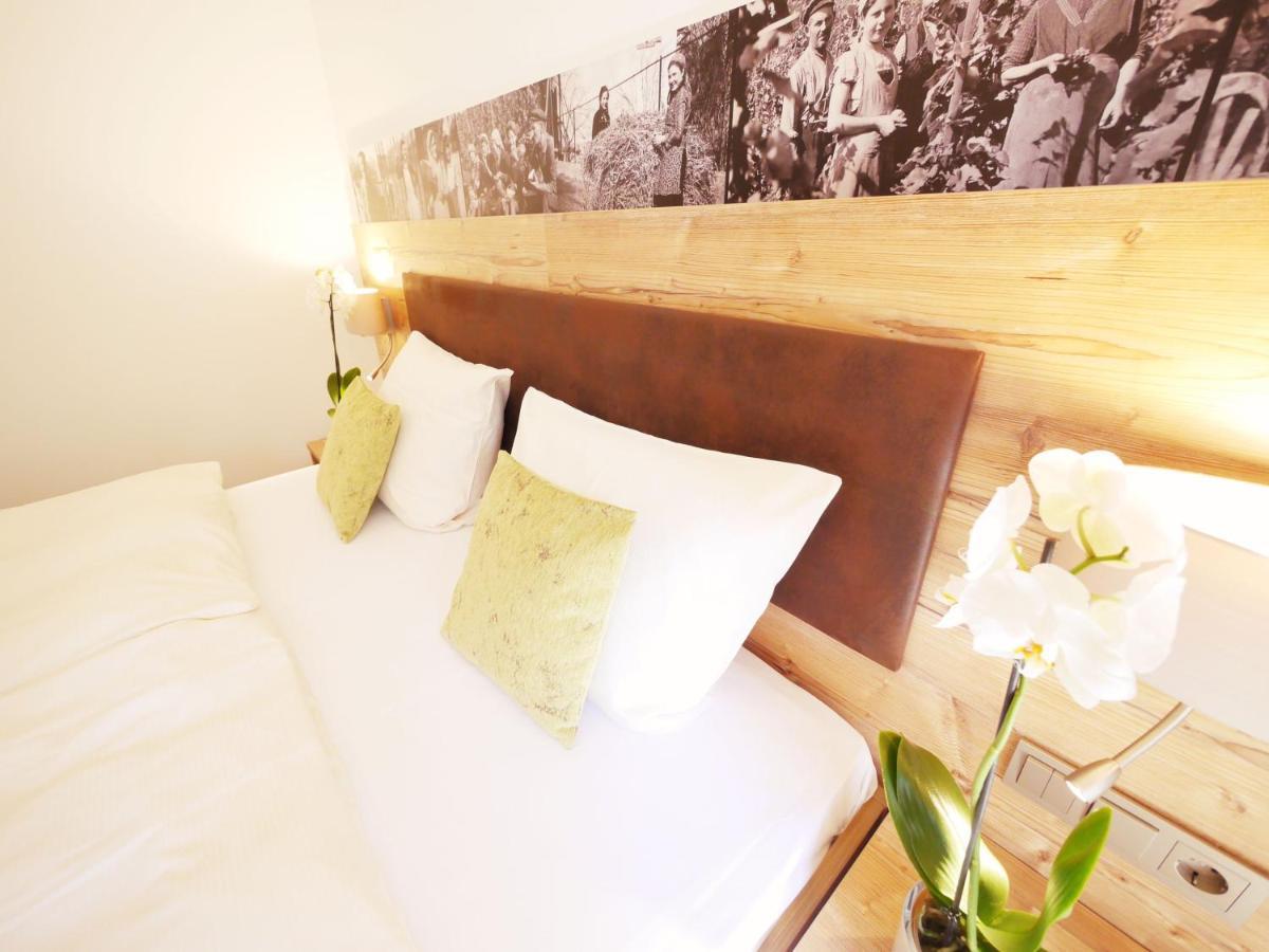ווגטסבורג Kreuz-Post Hotel-Restaurant-Spa מראה חיצוני תמונה